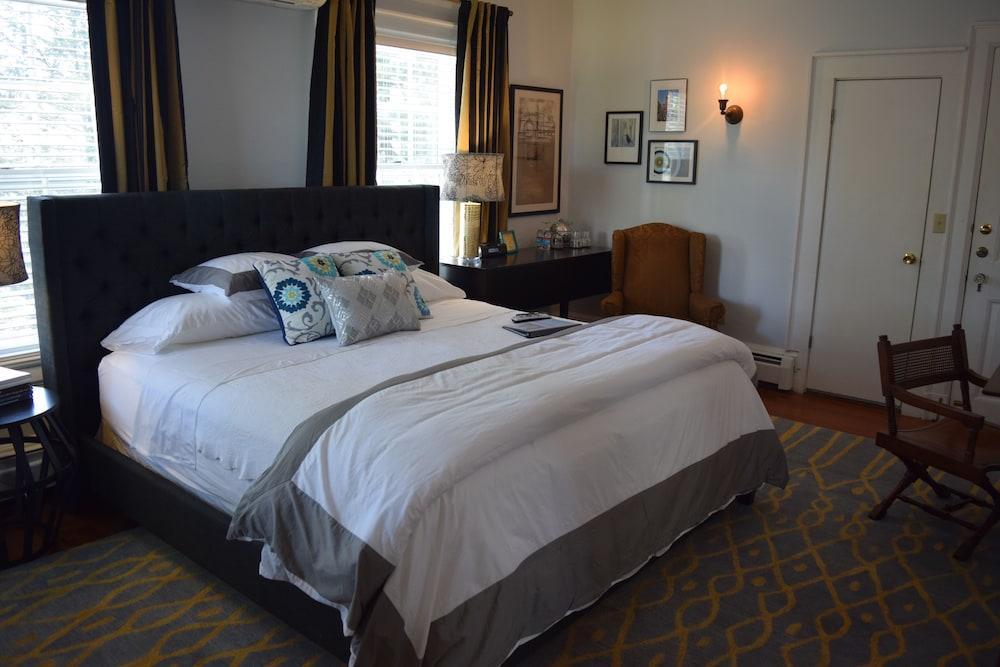 Bed and Breakfast The Applewood Manor Эшвилл Экстерьер фото